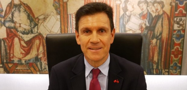 Alfonso Fernando Cerón, Policía Nacional, Unidad de Atención a la Familia y Mujer, falta de medios