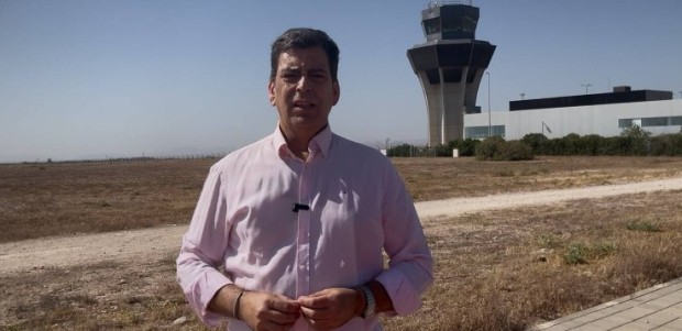 Díez de Revenga: “El aeropuerto va como un misil pese a que el Gobierno de Sánchez no hace más que ponerle trabas”