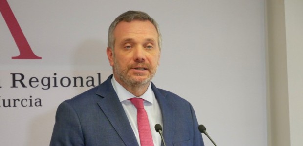 Segado: "Lucas y los alcaldes socialistas deben romper con las órdenes de Ferraz y Moncloa y estar mañana con Ceuta; no caben excusas ni medias tintas”