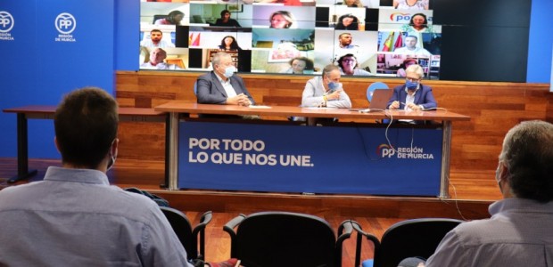 Los alcaldes del PP denuncian la inseguridad en sus municipios al destinar Vélez los efectivos a la custodia de inmigrantes