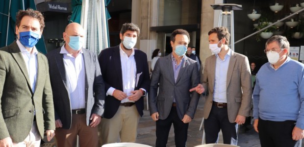 Casado anuncia que las CCAA donde gobierna el PP adelantarán el plazo de inscripción del próximo curso para que la Ley Celaá no les afecte