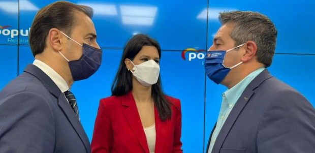 El PP advierte de que “el reparto a dedo de Pedro Sánchez de los fondos europeos pone en riesgo los 2.400 millones que le corresponden a la Región”